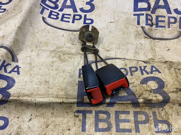 Защёлка задняя Мондео 2