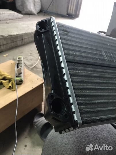 Радиатор печки Mercedes w124
