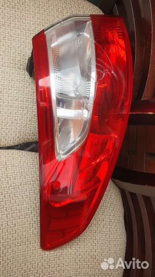 Задний левый фонарь рено флюенс