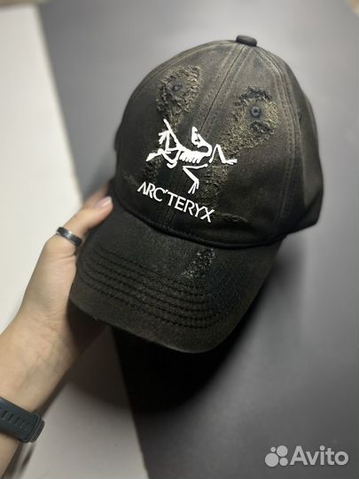 Arcteryx бейсболка