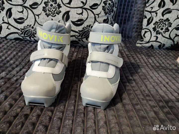 Лыжные ботинки