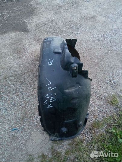 Audi A4 B9 передний левый локер