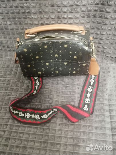 Маленькая стильная женская сумка
