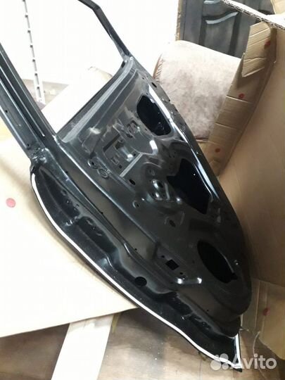 Дверь задняя правая kia rio 3