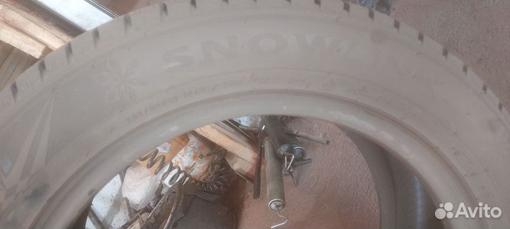Triangle Snowlink TWT02 235/55 R18