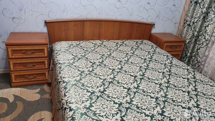 Спальный гарнитур бу 