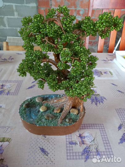 Дерево из бисера,ручная работа