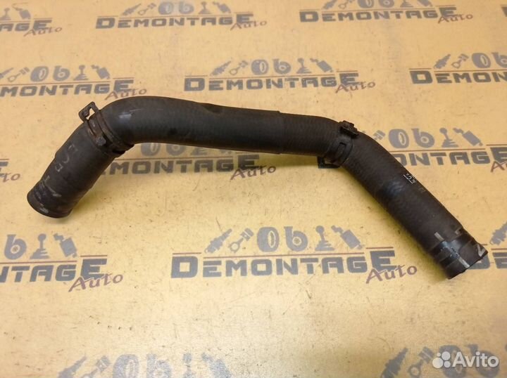 Патрубок системы охлаждения Golf 5 Passat B6 A3