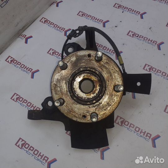 Кулак поворотный передний правый KIA magentis