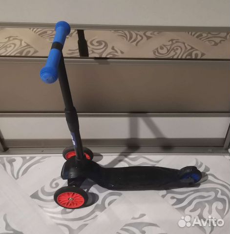 Самокат детский трехколесный