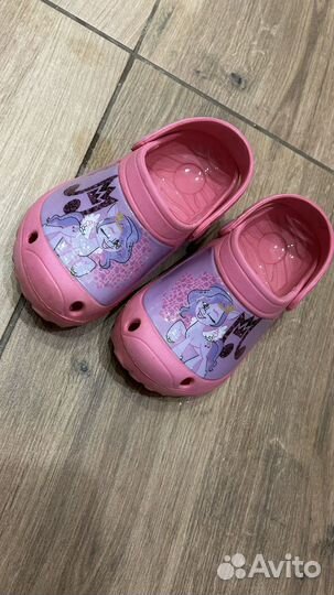 Шлепки для девочки 27р