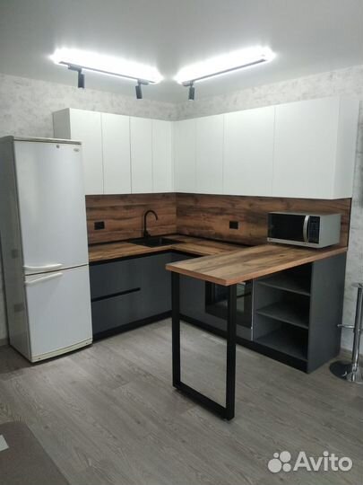 Изготовим Кухонный гарнитур на заказ