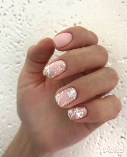 Приглашаем моделей на маникюр