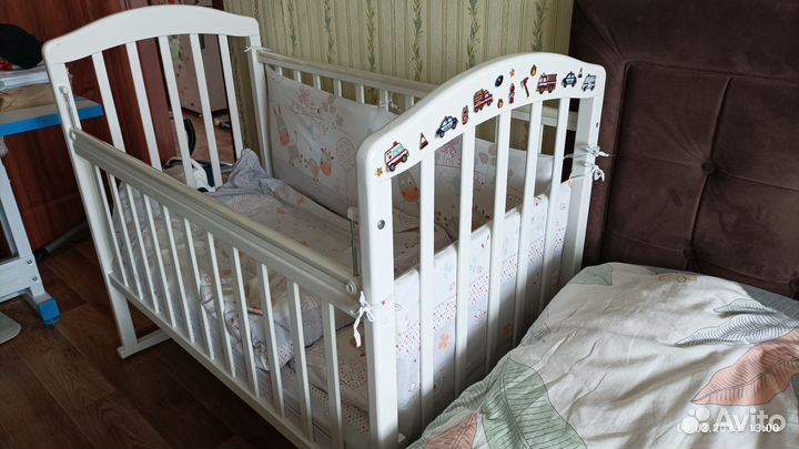 Детская кроватка