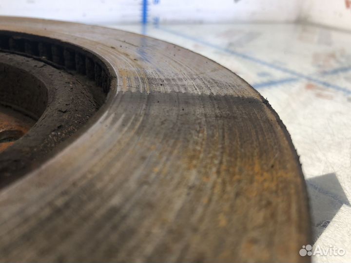 Тойота Камри Тормозной диск передний Прав