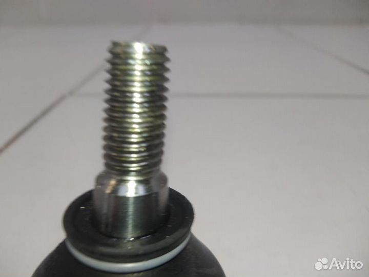 Наконечник рулевой правый Peugeot 408