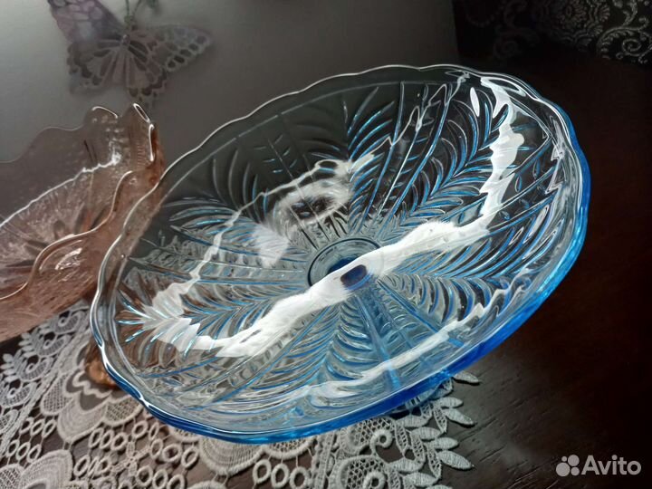 Вазы фруктовницы цветное стекло