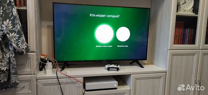 Xbox One s all digital 1 тб + ориг. контроллер