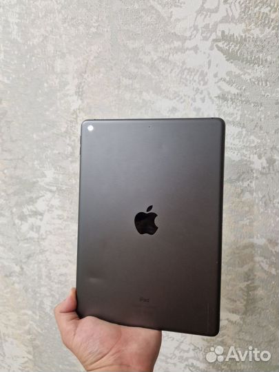 iPad 8 2020