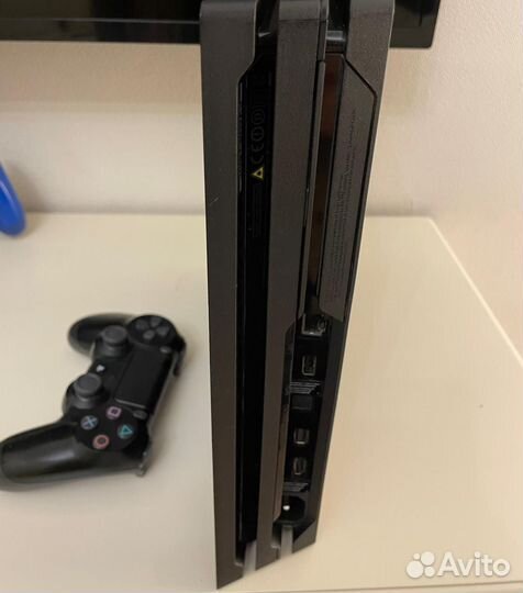 Sony playstation 4 PS4 pro 1tb