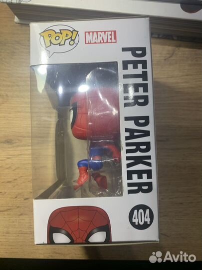 Фигурка funko POP человек паук: через вселенные