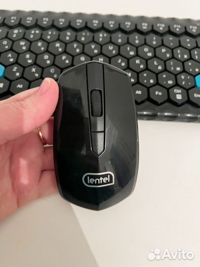 Клавиатура беспроводная и мышь