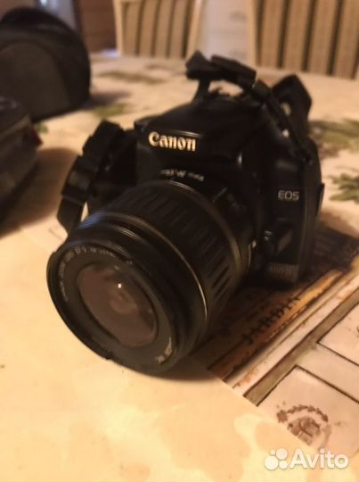 Зеркальный фотоаппарат Canon 400D