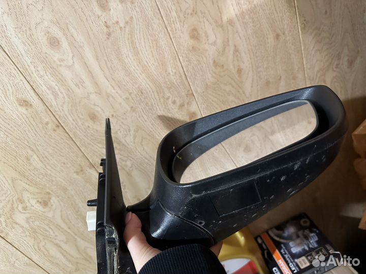 Зеркало боковое правое на solaris