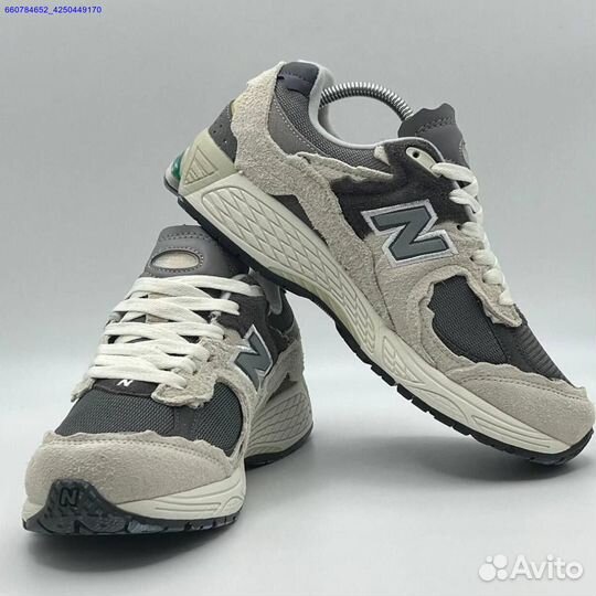 Кроссовки New Balance 2002R