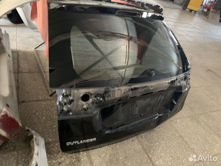 Крышка багажника mitsubishi outlander