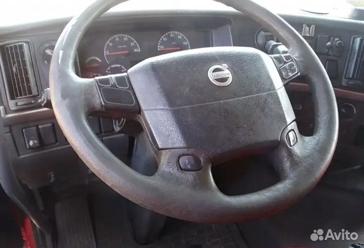 Pазбираем грузовик Volvo FH 2001-2005