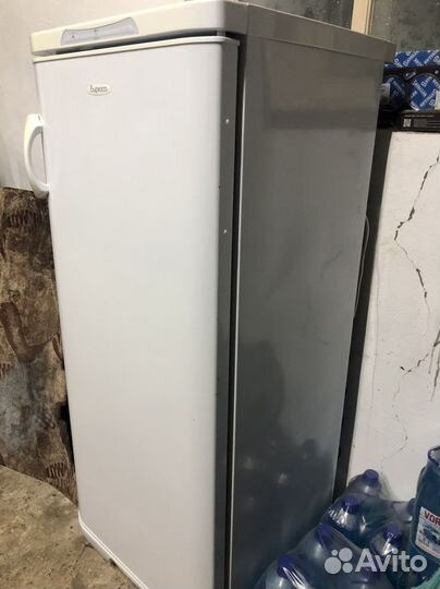 Холодильник Бирюса