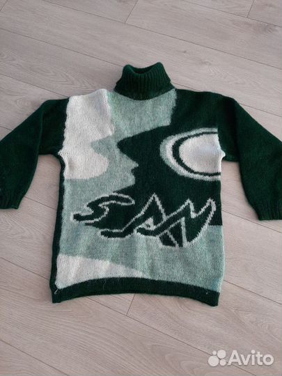 Кардиганы и свитеры