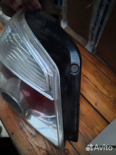 Фонарь задний левый mitsubishi outlander 1
