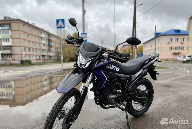 Мотоцикл Avantis MT 300