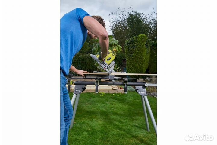 Торцовочно-усовочная пила Ryobi ONE+ R18MS216-0