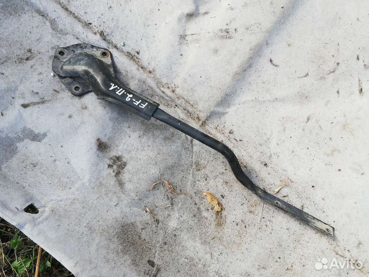 Распорка передних стоек Форд Фокус 2