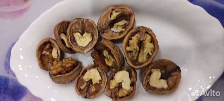 Орех грецкий груша шиповник боярышник вишня