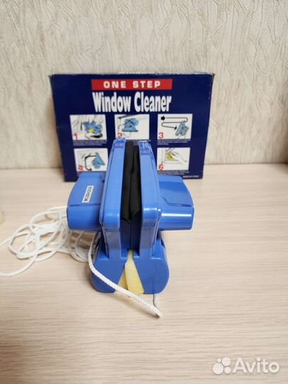 Магнитная щётка для мытья окон