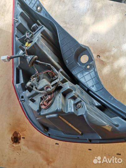 Фонарь задний правый hyundai solaris