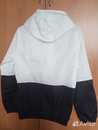 Ветровка для мальчика новая