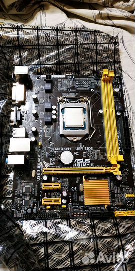 Материнская плата с процессором