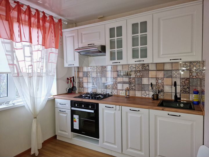 2-к. квартира, 56 м², 4/5 эт.