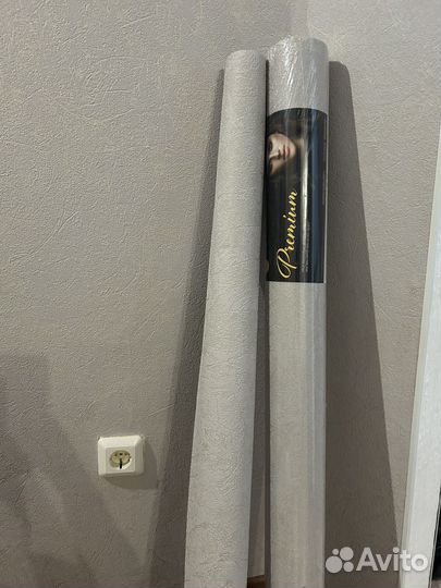 Обои флизелиновые 1.06