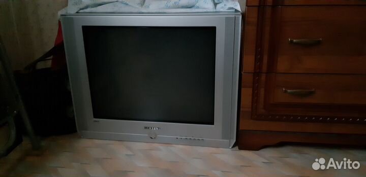 Телевизор samsung