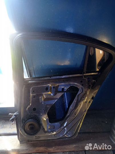 Дверь chevrolet cruze, задняя правая сторона б/у