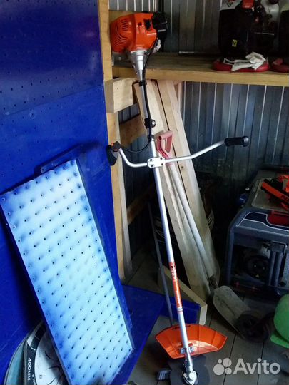 Триммер. бензокоса сдам