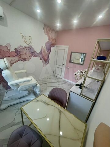 Аренда места для мастера маникюра