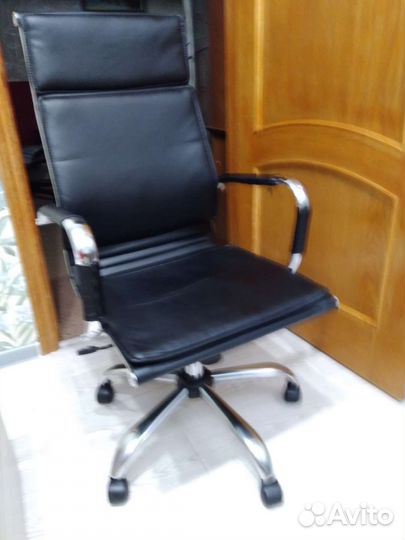 Компьютерное кресло