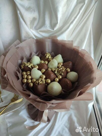 Букет из клубники в шоколаде